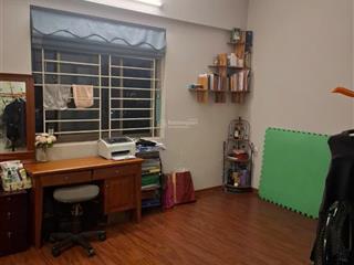 Chính chủ bán 3 ngủ 2wc dt 98.5m2 chung cư việt hưng view công viên long biên