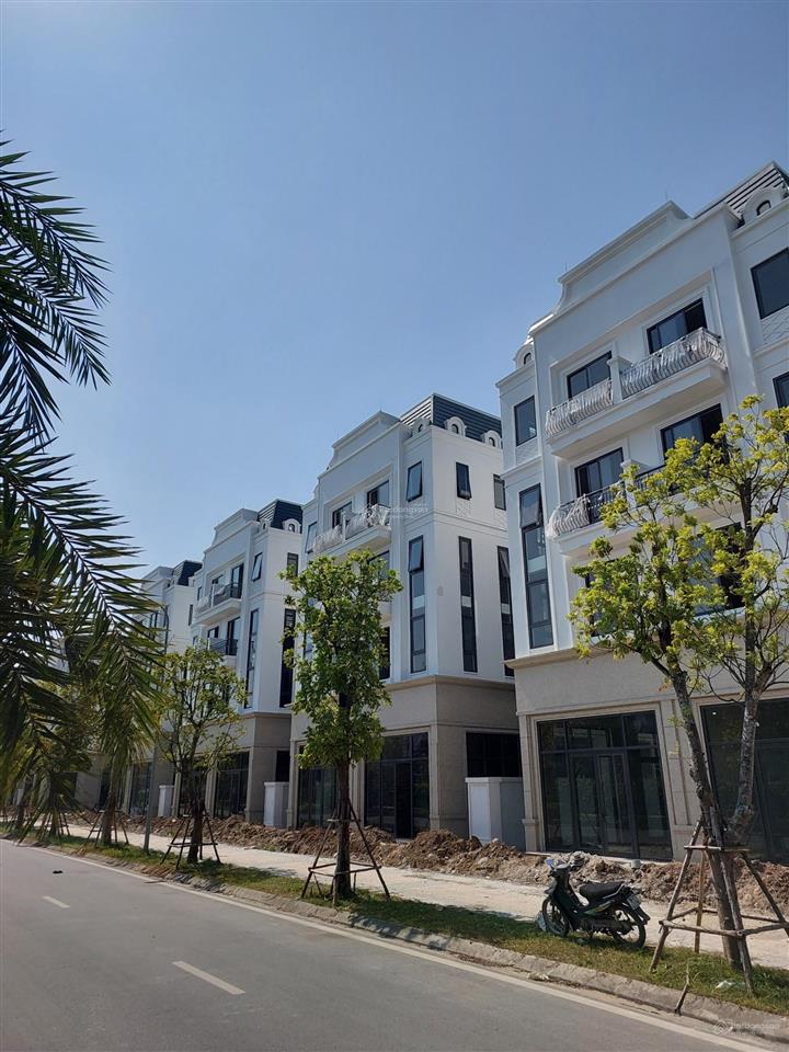 Chuyển nhượng biệt thự 137m2 xây 4 tầng tại dự án the diamond point đối diện sát vinhomes riverside