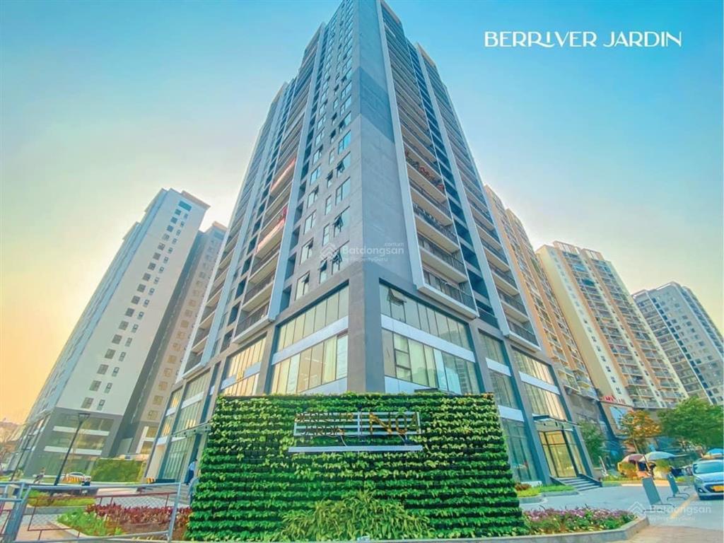 Bán gấp căn 3 ngủ 80m2 full đồ tại chung cư berriver 390 nguyễn văn cừ, long biên, hà nội