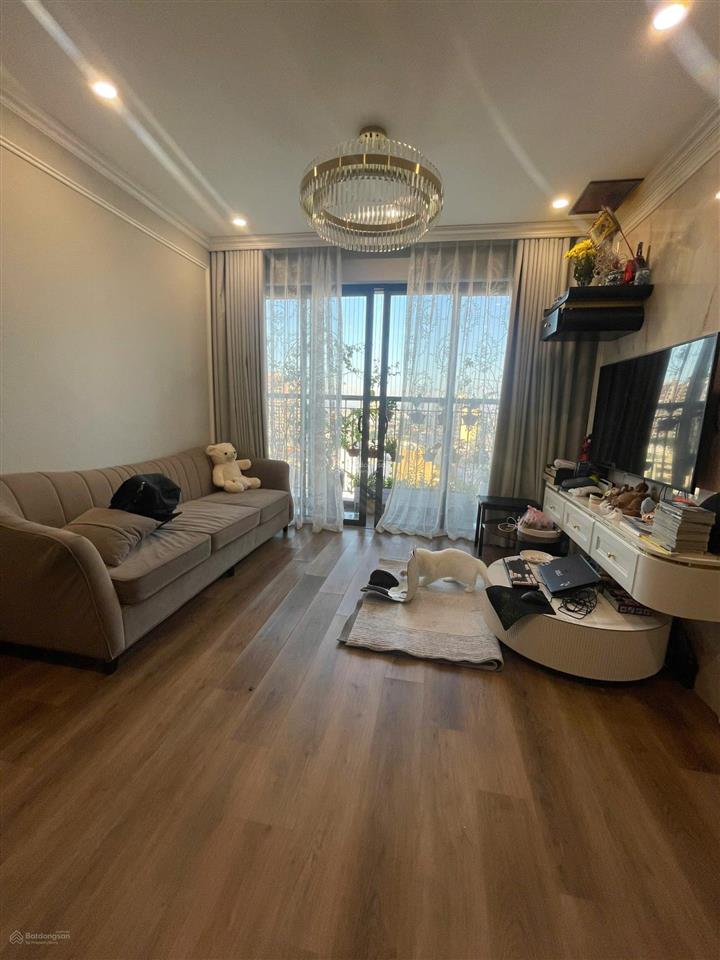 Bán gấp căn 3 ngủ 80m2 full đồ tại chung cư berriver 390 nguyễn văn cừ, long biên, hà nội