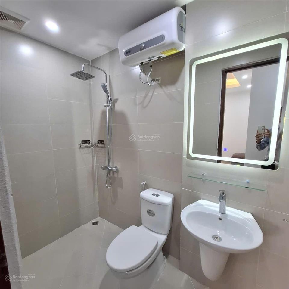 Bán căn 2 ngủ 73m2 full đồ giá 5.25 tỷ phường việt hưng, hà nội