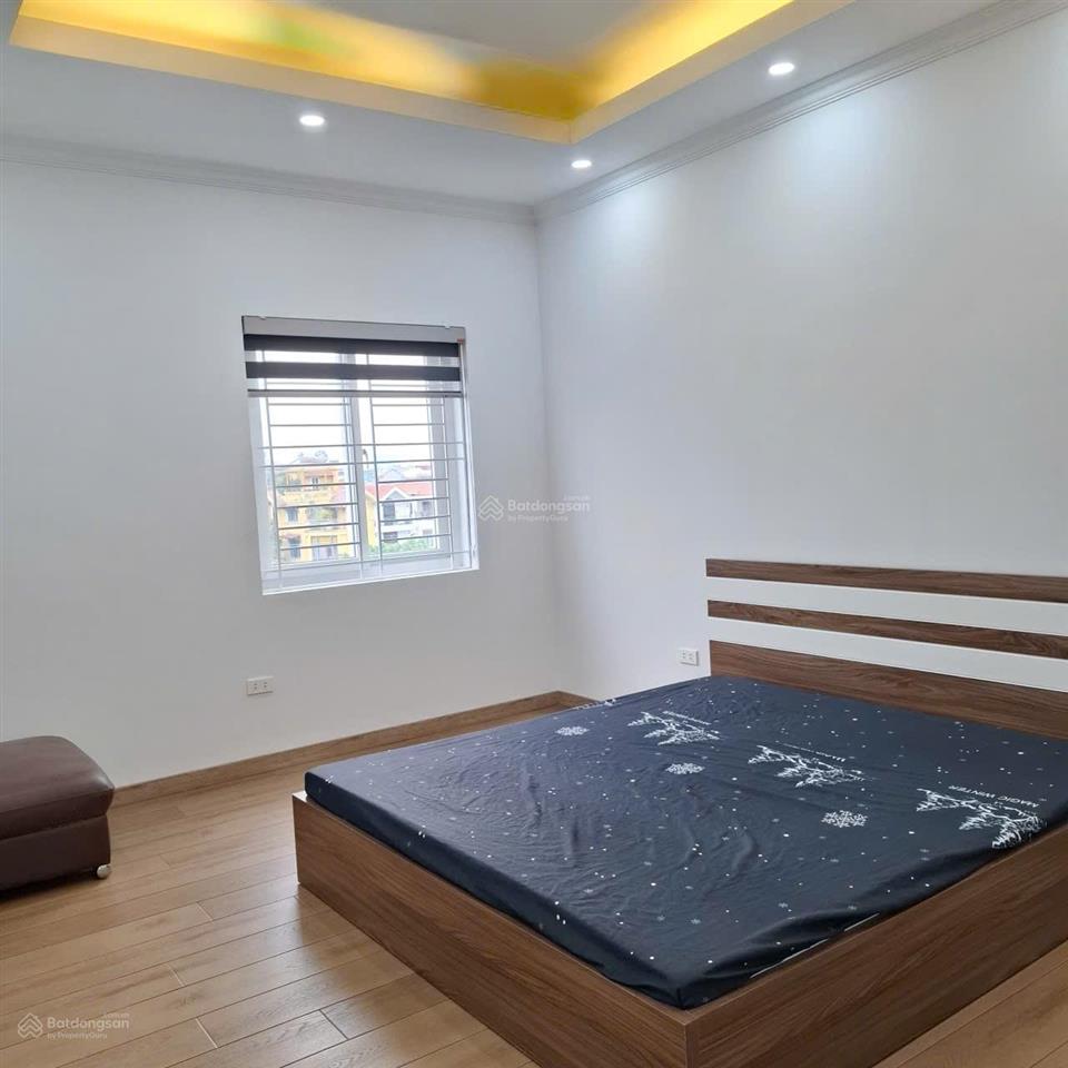 Bán căn 2 ngủ 73m2 full đồ giá 5.25 tỷ phường việt hưng, hà nội