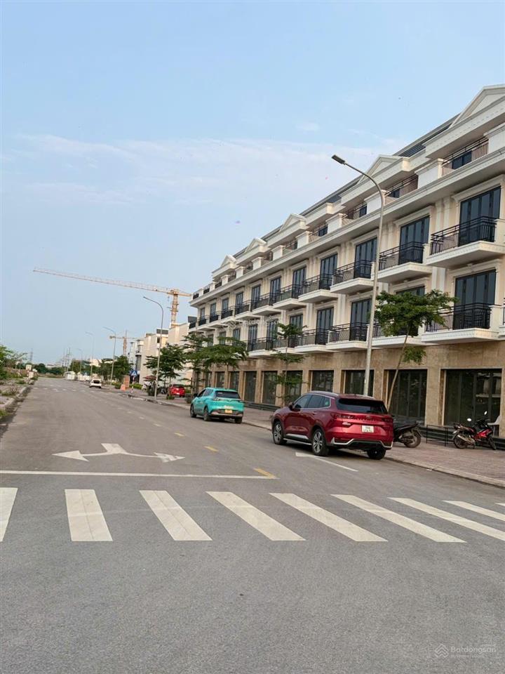 Bán nhà shophouse liền kề 4 tầng 75m2 tại vietsing square vsip bắc ninh, giá 6 tỷ