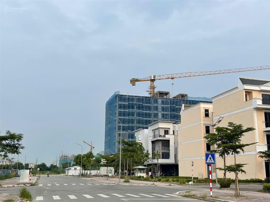 Bán gấp shophouse tại vietsing square, 5,2 tỷ, 75m2, 4 tầng, 5pn, 5wc