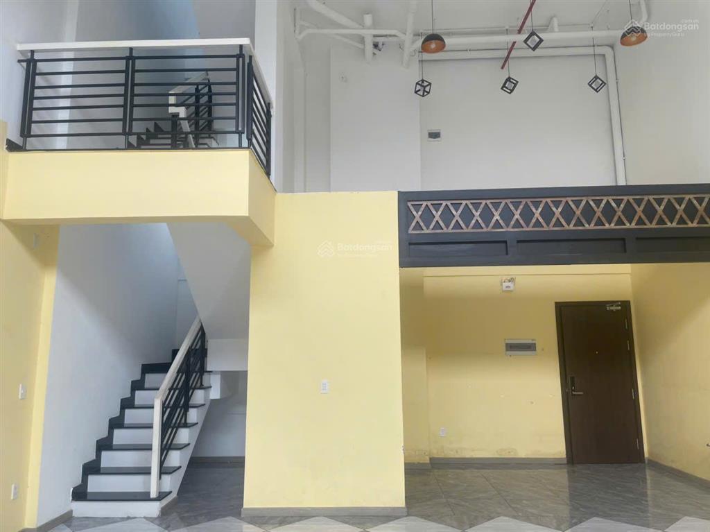 Bán căn hộ 2 tầng 115m2, bàn giao nội thất hoàn thiện giá 7,7 tỷ full 100% sổ ngay.  0896 688 ***