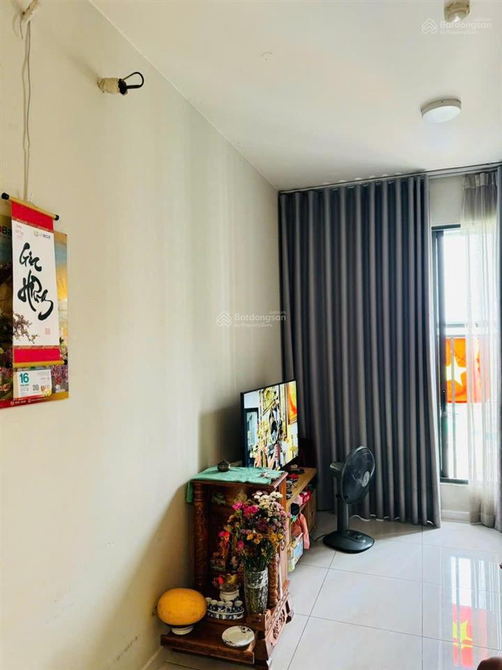 Bán căn 57m2 đã có sổ, có nội thất hđ thuê sẳn. giá nhanh 3,3 tỷ có tl.  0896 688 ***