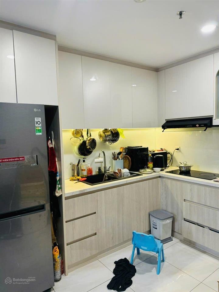 Bán căn 57m2 đã có sổ, có nội thất hđ thuê sẳn. giá nhanh 3,3 tỷ có tl.  0896 688 ***