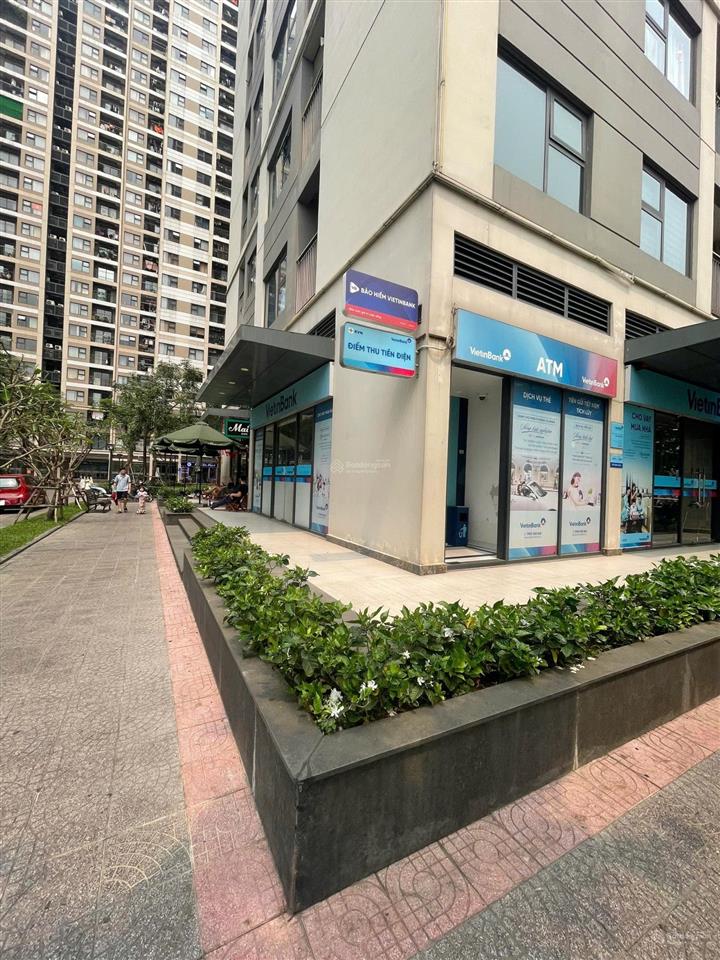 Chính chủ cần bán gấp shop chân đế lô góc giá chỉ 6 tỷ vinhomes ocean park 1.  0912 132 ***