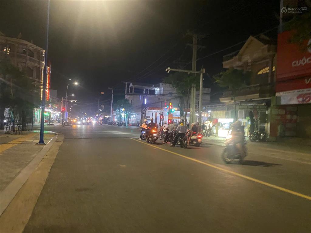 Bán nhà mặt phố tại đường huỳnh minh thạnh, thị trấn phước bửu, 4,25 tỷ, 152m2 giá siêu hời uy tín