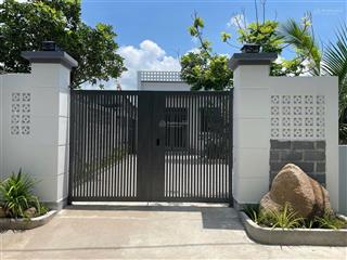 Bán nhà ngay biển hồ tràm , xã hồ tràm tphcm cách biển chỉ 500m, dt 234.2m2 full thổ cư giá 4.2 tỷ