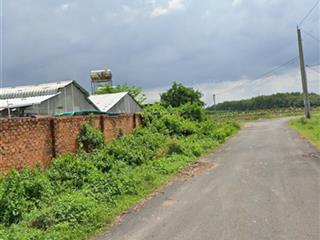 Cần bán 1000m2 tại xã hoà hội , xuyên mộc ,brvt, sổ riêng hỗ trợ vay bank. giá chỉ 750tr