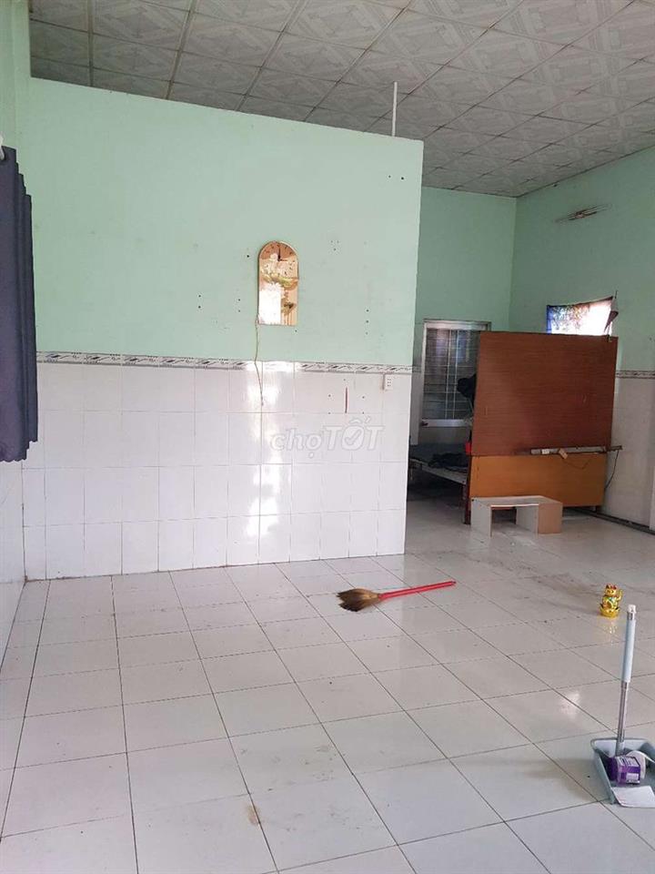 Nhà mặt tiền đường QL57 gần BV Cù Lao Minh