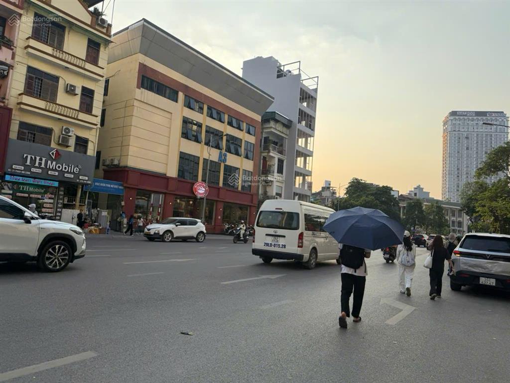 Hiếm có cho thuê tòa nhà 9 tầng mặt phố huỳnh thúc kháng kéo dài 3 mặt thoáng kinh doanh đỉnh