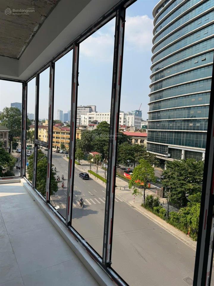 Hiếm có cho thuê tòa nhà 9 tầng mặt phố huỳnh thúc kháng kéo dài 3 mặt thoáng kinh doanh đỉnh