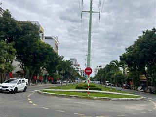 Bán cặp an dương vương đối diện công viên ngay khu bắn pháo hoa quốc tế