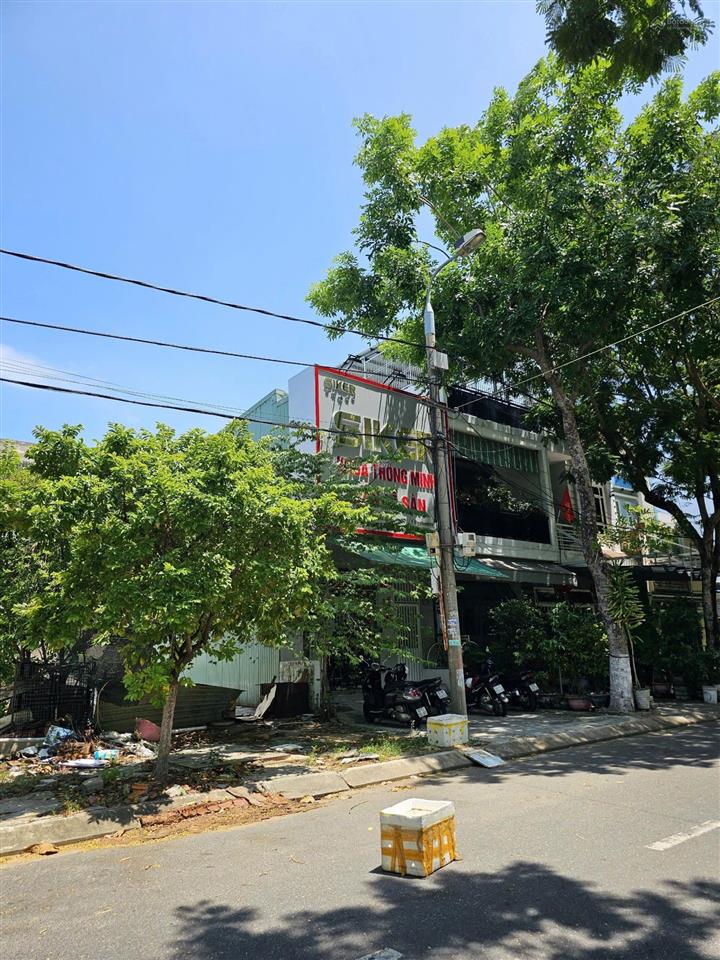 Bán cặp an dương vương đối diện công viên ngay khu bắn pháo hoa quốc tế