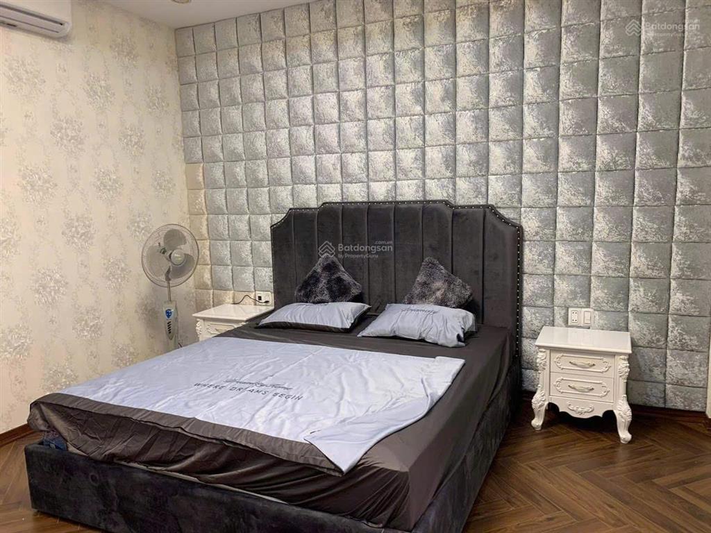 Bán nhà 3 tầng mt nguyễn dữ ngay trung tâm giá rẻ full nội thất