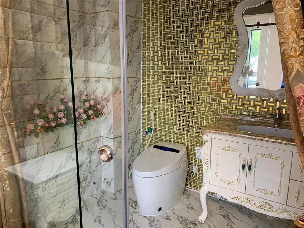 Bán nhà 3 tầng mt nguyễn dữ ngay trung tâm giá rẻ full nội thất