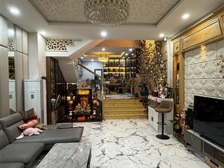 Bán nhà 3 tầng mt nguyễn dữ ngay trung tâm giá rẻ full nội thất