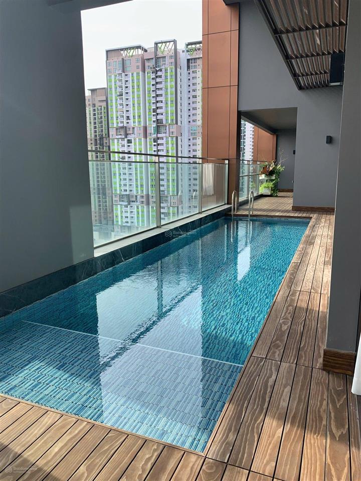 Cho thuê gấp 4pn define  thang máy  hồ bơi riêng  325m2 view sông đỉnh.  0909 806 ***