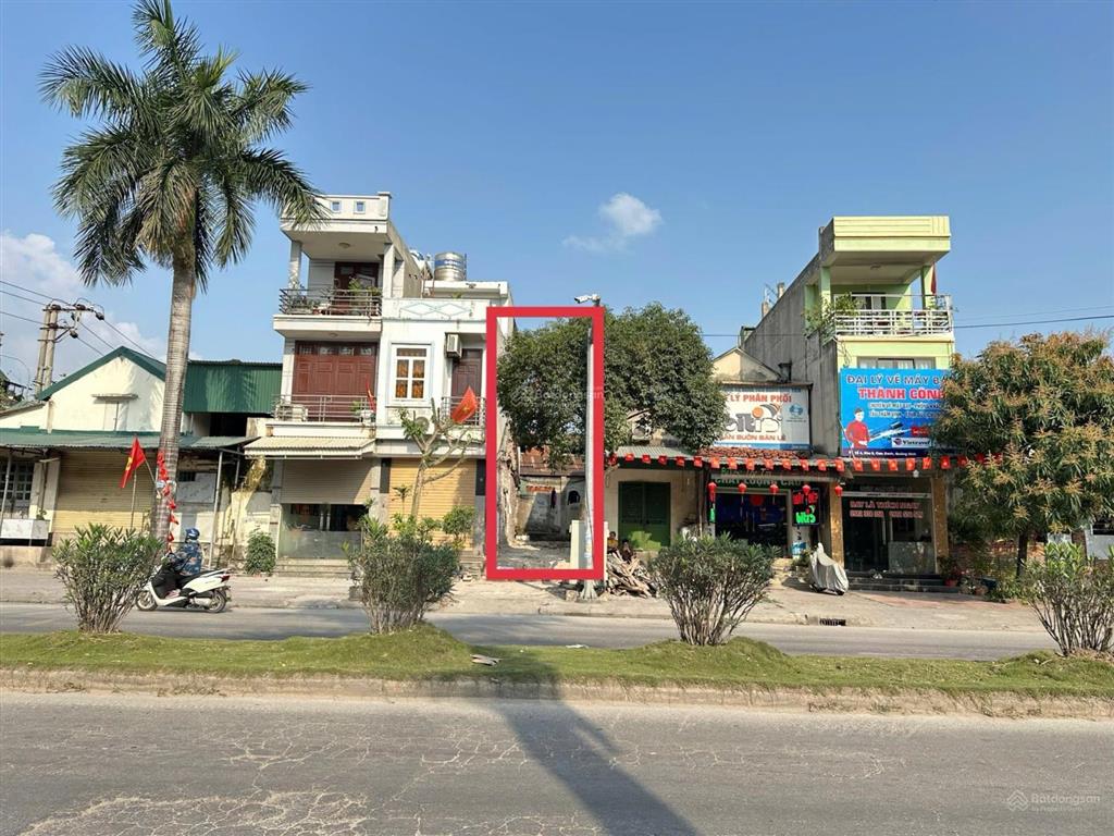 Bán đất mặt đường 31m trần thái tông  vị trí đẹp kinh doanh tốt gía rẻ chưa đến 4 tỉ