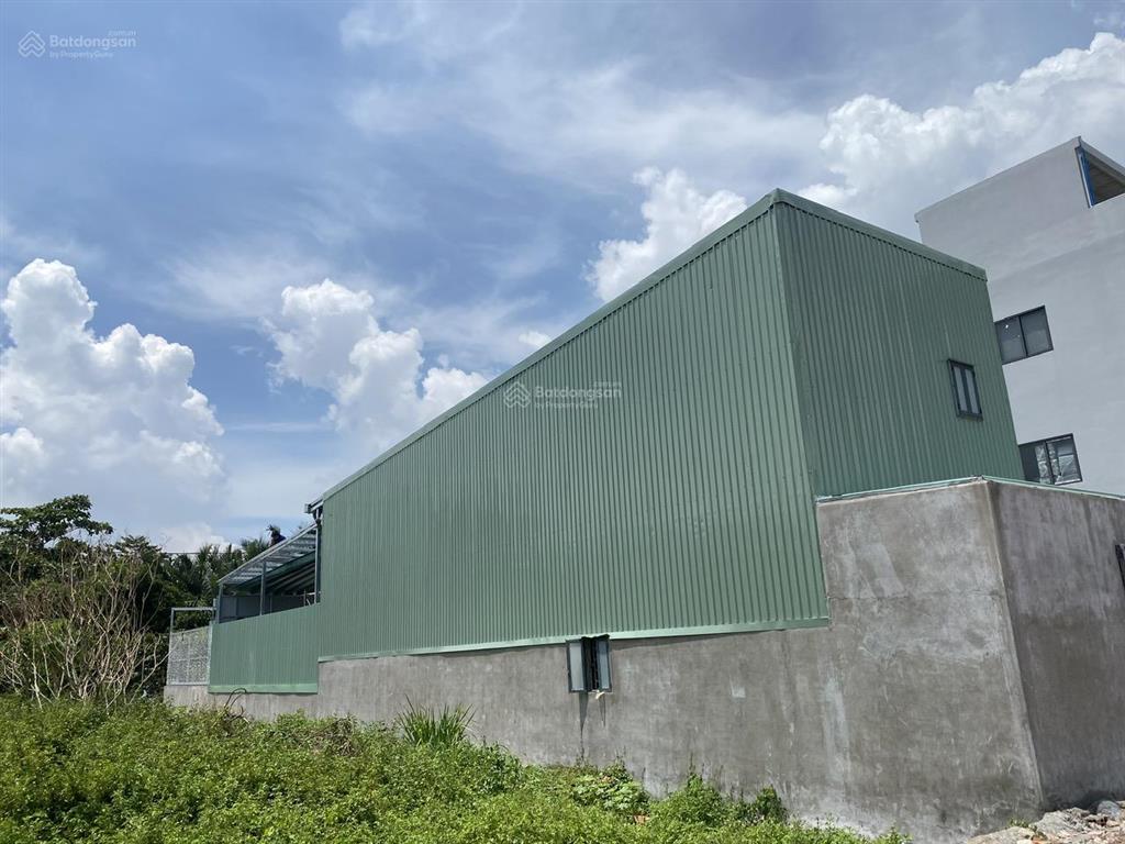 Nhà xưởng mới 5x40m, thêm gác lửng 50m2, cao 7m. phù hợp mọi ngành nghề, mặt tiền rạch gia