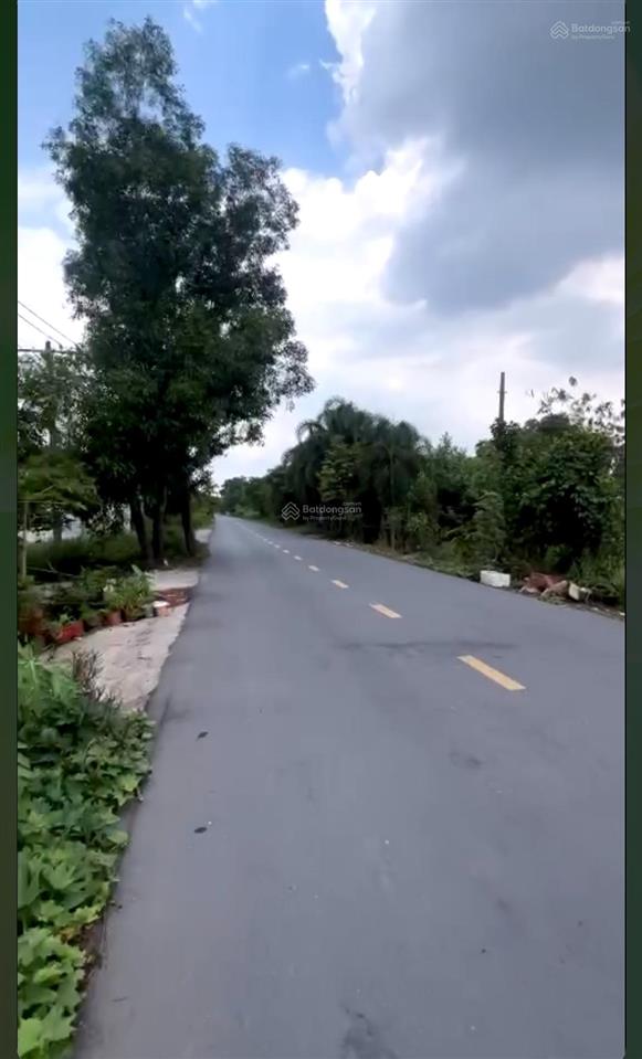 Đất 2mt thanh niên, dt 737m2 (13,6x54m) có 276m2 thổ, giá 13tr/m2, ngay cạnh vin hóc môn