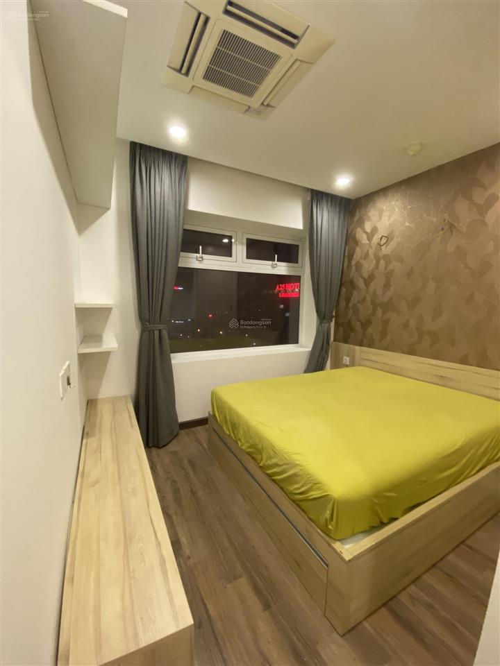 Siêu rẻ bán căn 2pn 70m2 hoà bình green, giá bán nhanh chỉ 5,1 tỷ.  0984 676 ***