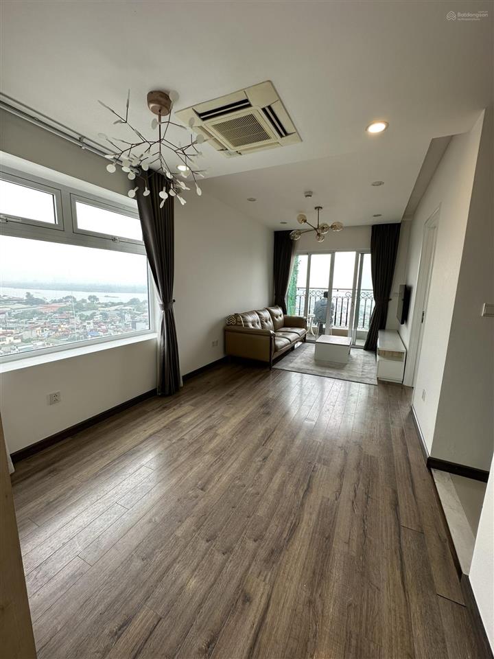 Siêu rẻ bán căn 2pn 70m2 hoà bình green, giá bán nhanh chỉ 5,1 tỷ.  0984 676 ***