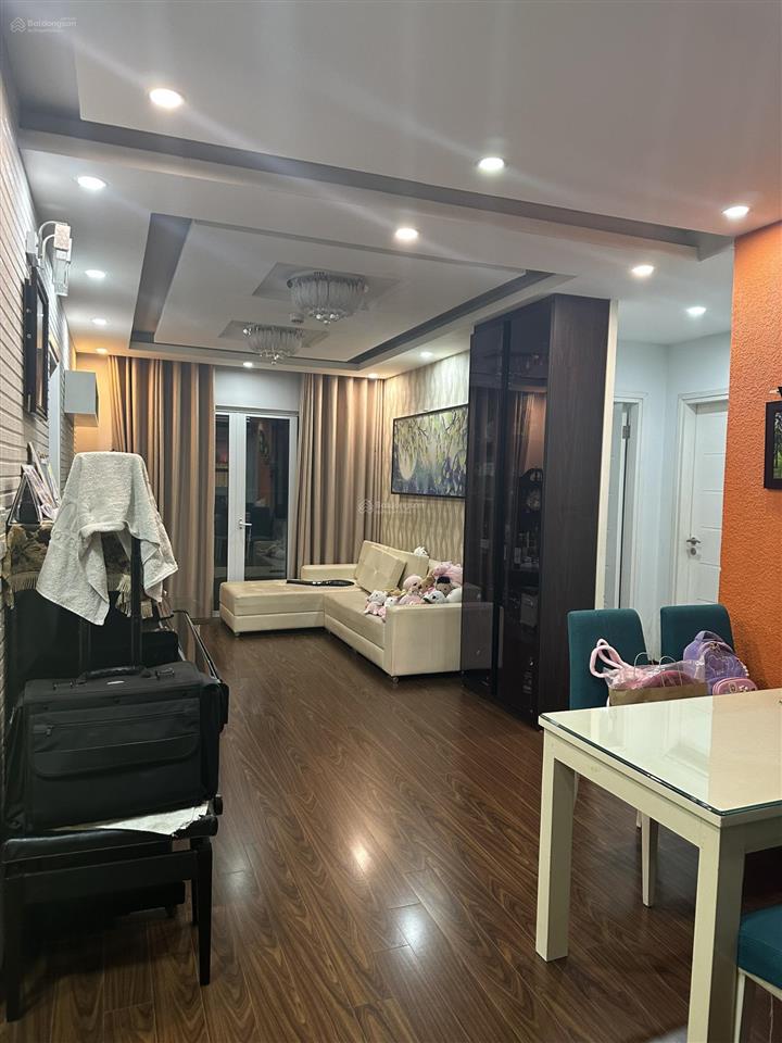 Siêu rẻ, căn 3pn 108m hoà bình green tầng 10 giá chỉ 8,x tỷ, nhà cực đẹp thoáng, hướng mát