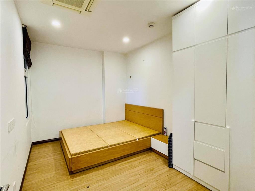 Cho thuê căn 2pn 70m2 đủ đồ đẹp view sông đẹp rẻ giá chỉ 11 tr/th.  0984 676 ***