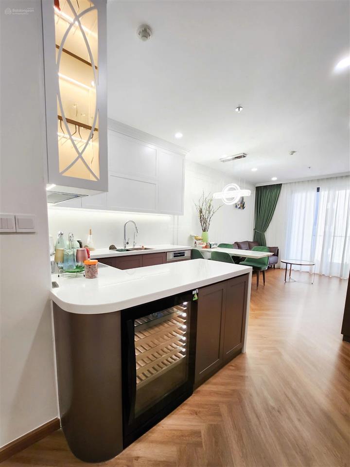 Bán gấp 2pn 2wc  80m², có nội thất, sổ hồng riêng, giá 2 tỷ 2