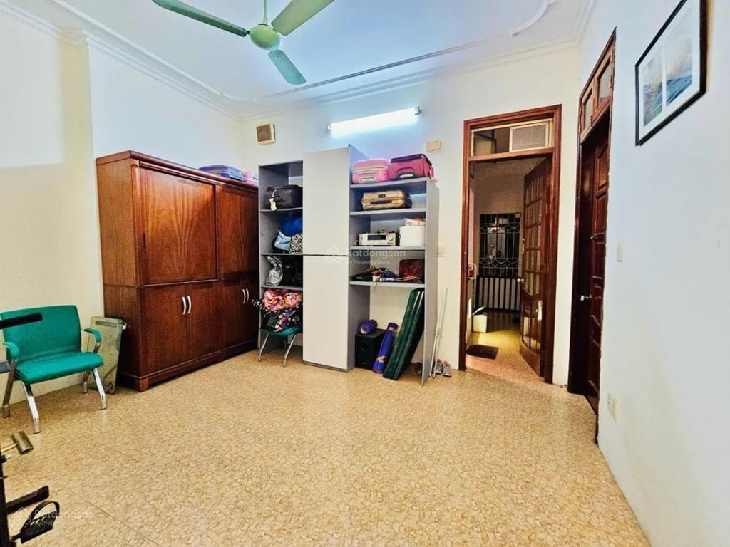 Phân lô tam trinh 200m, mt 12m, đường nhựa ô tô tránh vỉa hè, lô góc, giá 35 tỷ.  0946 387 ***