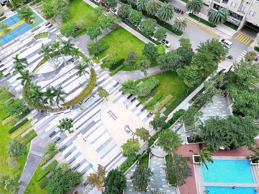 Hình thật giá thật căn 2pn  70m2 nội thất đẹp tại tháp 3 masteri thảo điền  em ni 0901 381 ***