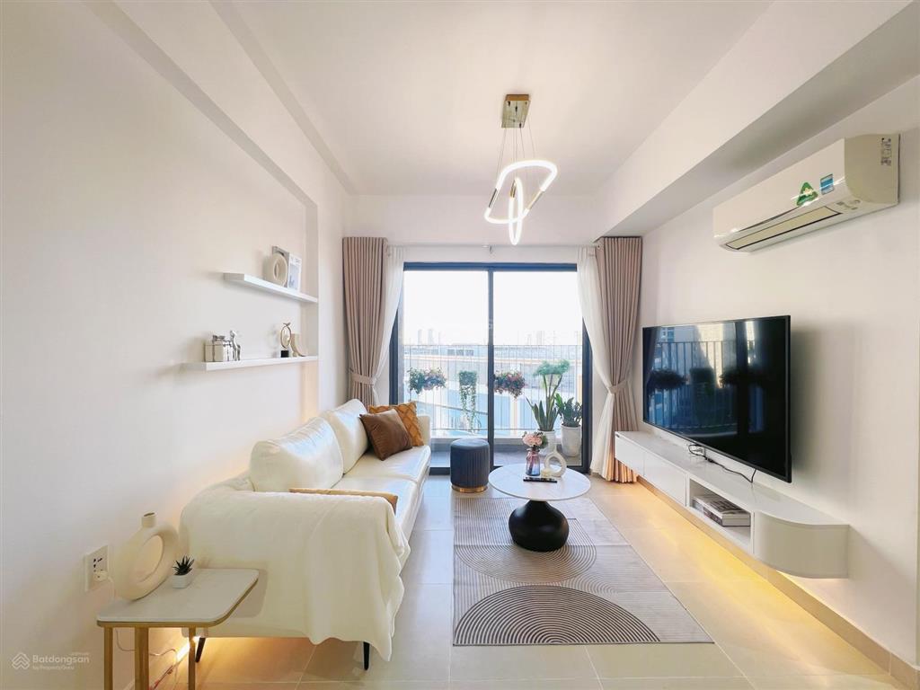 Căn góc 2pn  72m2, nội thất đẹp giá nhỉnh 7 tỷ tại masteri thảo điền  0901 381 *** ni