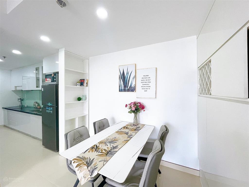 Bán nhanh căn 2pn 74m2 tháp 5 masteri thảo điền, giá chỉ 8 tỷ hơn  0901 381 *** em ni