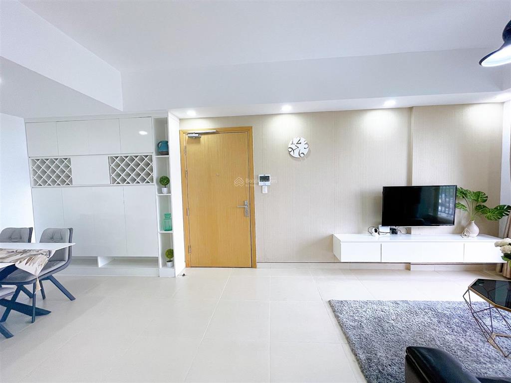 Bán nhanh căn 2pn 74m2 tháp 5 masteri thảo điền, giá chỉ 8 tỷ hơn  0901 381 *** em ni