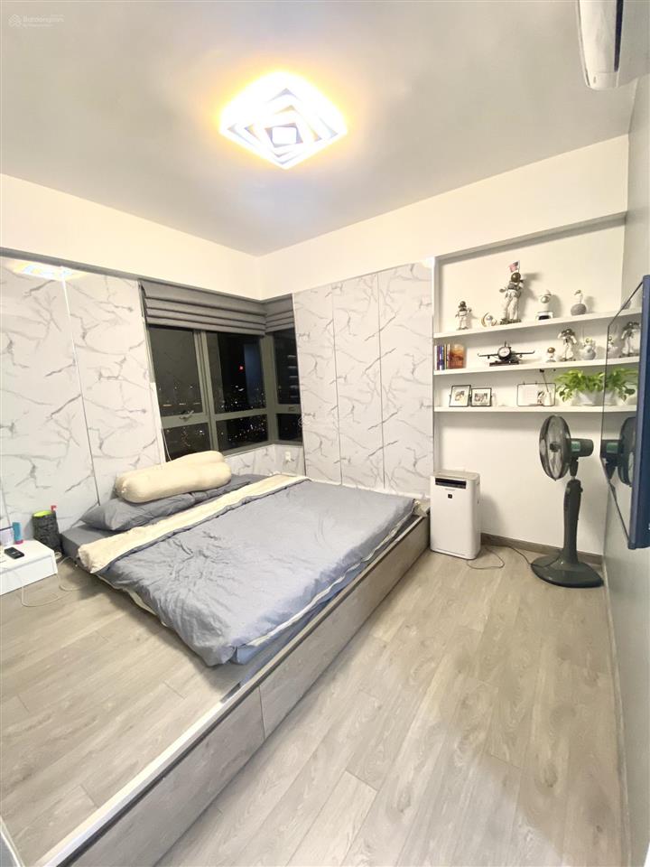1 căn  căn góc 2pn  67m² chỉ nhỉnh 7 tỷ tại masteri thảo điền  em ni 0901 381 ***