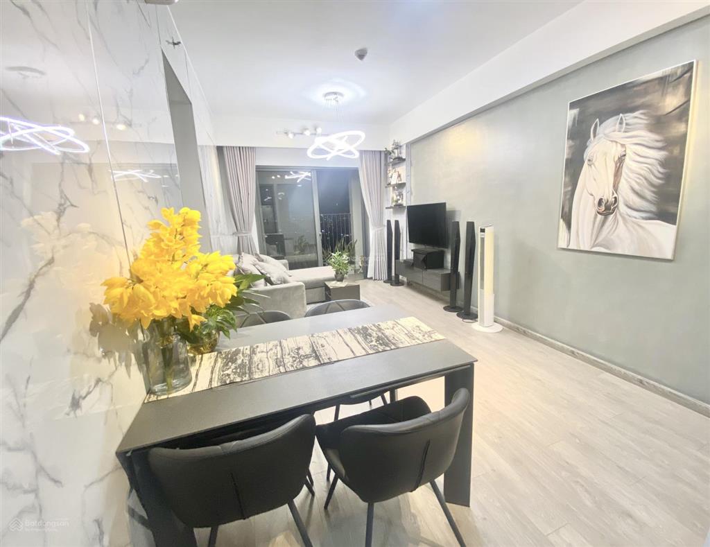1 căn  căn góc 2pn  67m² chỉ nhỉnh 7 tỷ tại masteri thảo điền  em ni 0901 381 ***