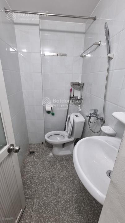 Chính chủ cho thuê phòng studio khép kín 218 hồng mai, hbt, 35m2 full nội thất sang xịn, giá 5,5 tr