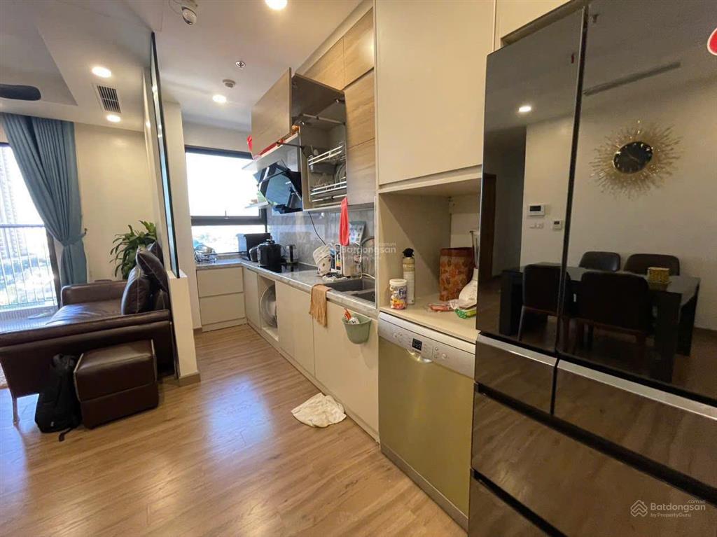 Cần tiền trả ngân hàng bán gấp 3n 2wc căn hộ tòa sky osis view biệt thự đảo, hướng đông nam mát mẻ