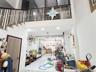 Giảm 500 triệu  bán gấp nhà 4 tầng mới  gần mt nguyễn hồng đào, tb  4x16,6m  nhỉnh 10 tỷ
