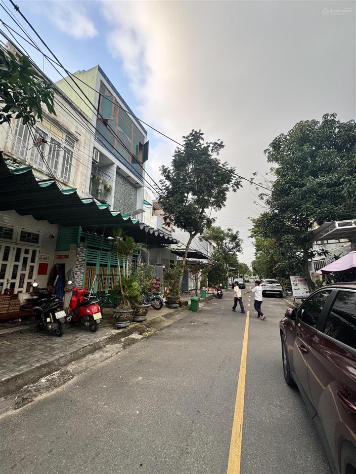 Bán 2 tầng đường nguyễn hữu hào, dt 90m2  nam việt á, giá tốt