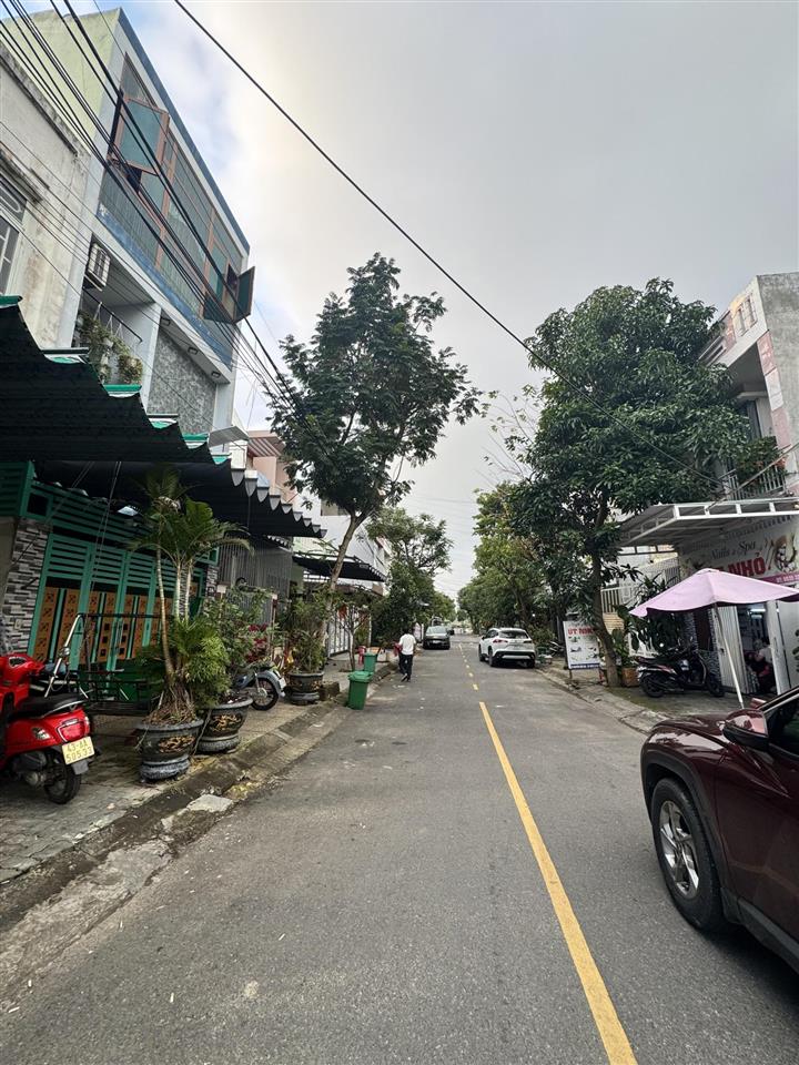 Bán 2 tầng đường nguyễn hữu hào, dt 90m2  nam việt á, giá tốt