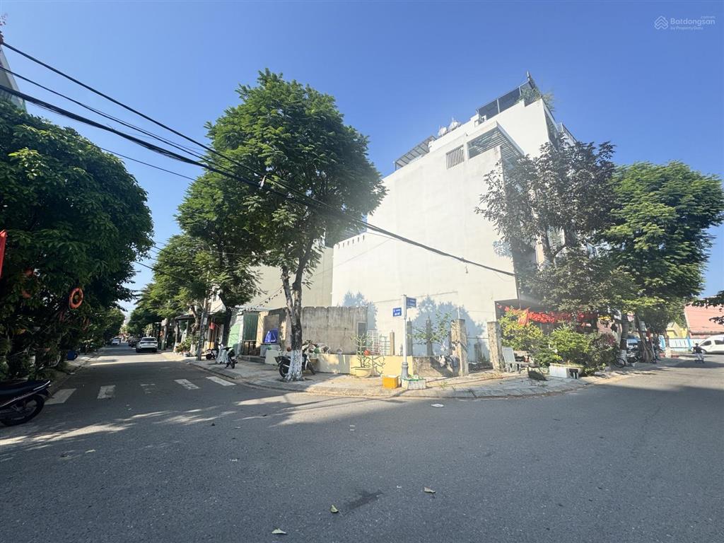Bán lô góc 2 mt đường cao bá quát, sát cầu rồng, 130m2 giá tốt nhất