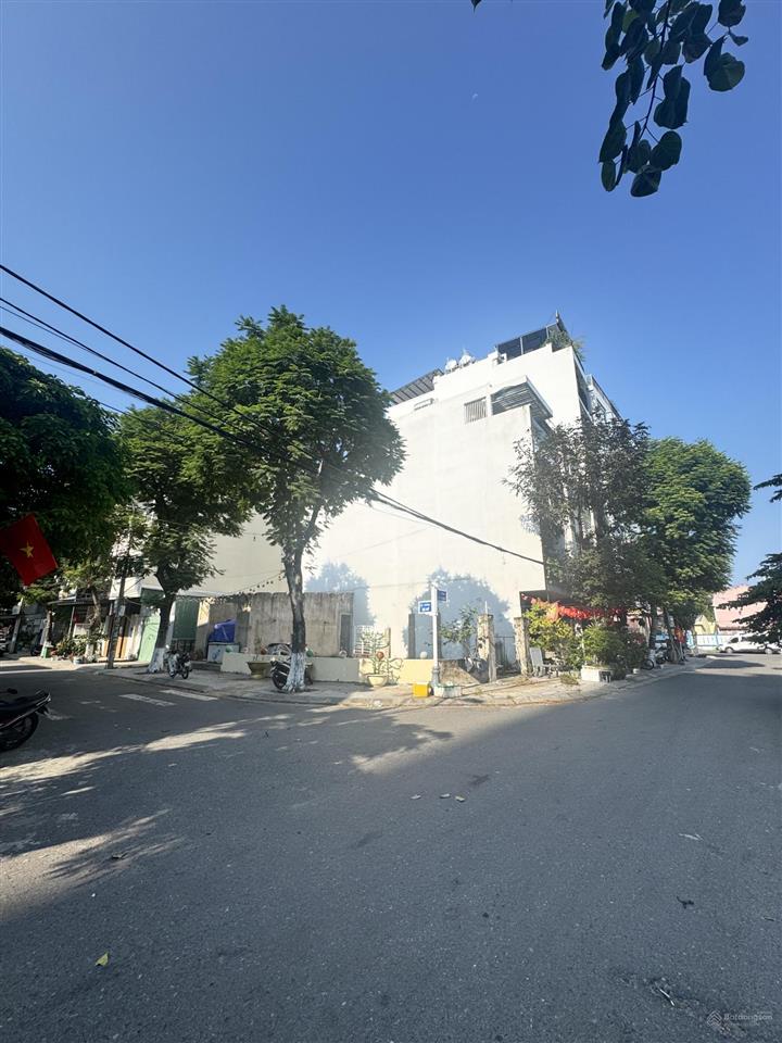 Bán lô góc 2 mt đường cao bá quát, sát cầu rồng, 130m2 giá tốt nhất