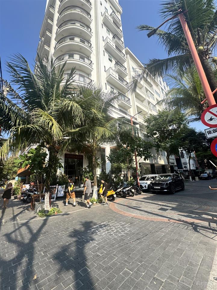 Bán đất mặt tiền ngô thị sĩ, khu phố tây, cách biển 200m, giá tốt nhất 0776 438 ***