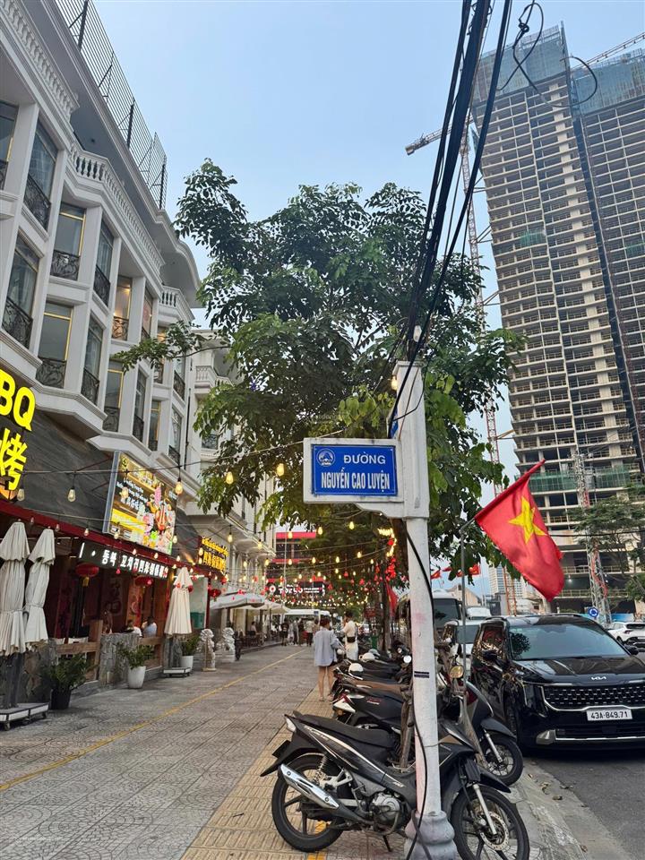 Bán lô đất đường nguyễn cao luyện, sát biển 300m2 giá tốt.  0776 438 ***