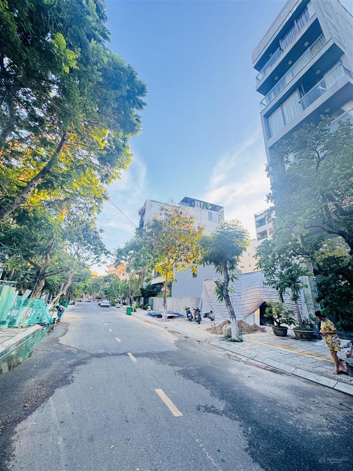 Chính chủ bán đất đường đỗ thế chấp, sát biển võ nguyên giáp, vị trí xây căn hộ cựu đẹp