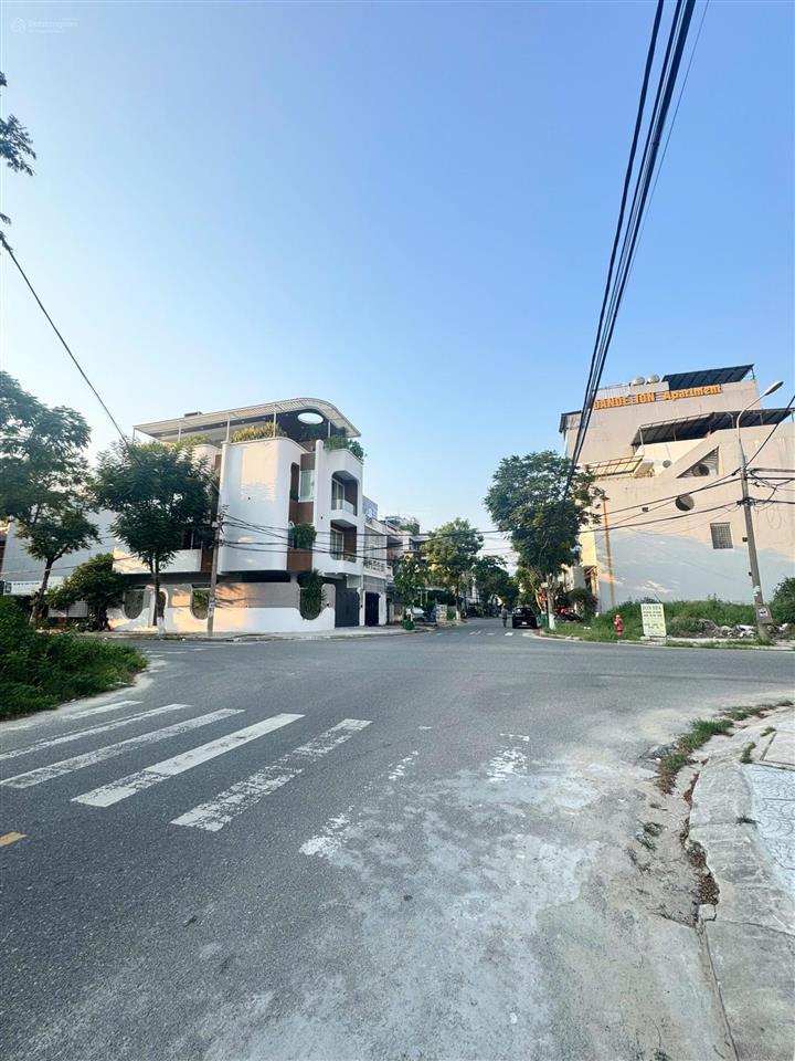 Bán lô đất mt đường đinh đạt, sát biển, 82m xây căn hộ cực đẹp